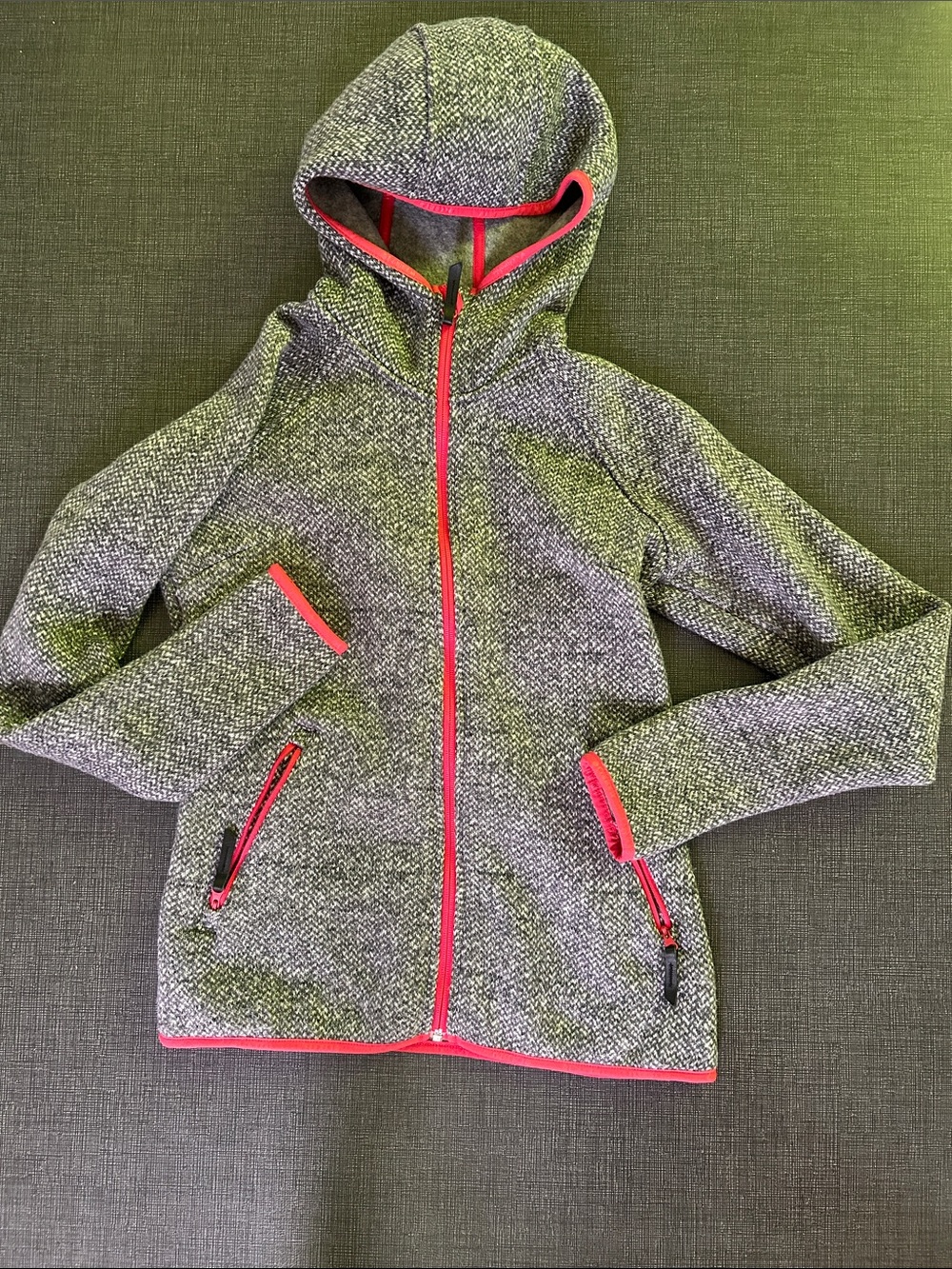 Columbia Chillin Grey Fleece Hooded Jacket with Red Trim